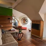 Pelicanstay Montaigne Apartments